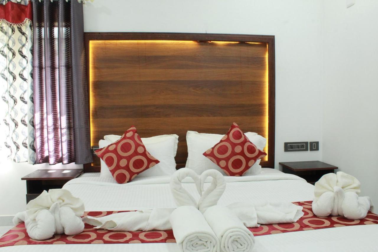 Hôtel The Mountcourt à Munnar Extérieur photo