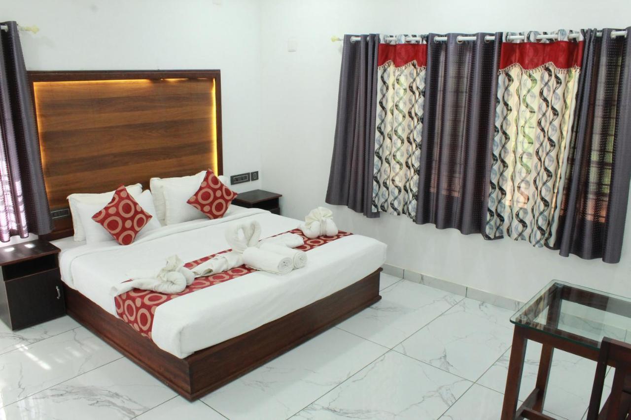 Hôtel The Mountcourt à Munnar Extérieur photo