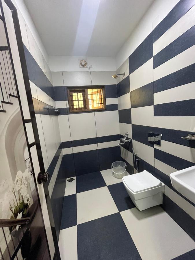 Hôtel The Mountcourt à Munnar Extérieur photo